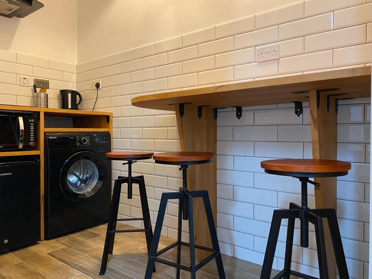Queen Street Boutique Suites Эдинбург Экстерьер фото A breakfast bar